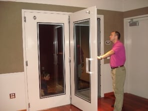 iacdoor1