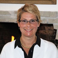 carolyn-muszynski-main-bio-photo-200.jpg